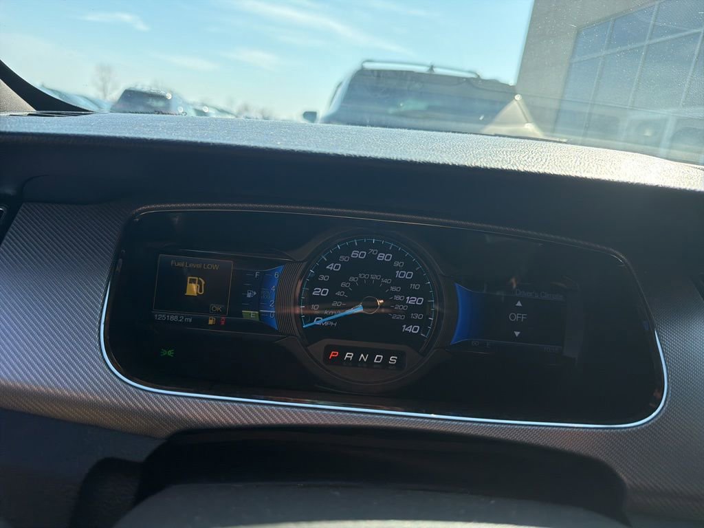 Used 2013 Ford Taurus SHO image 4