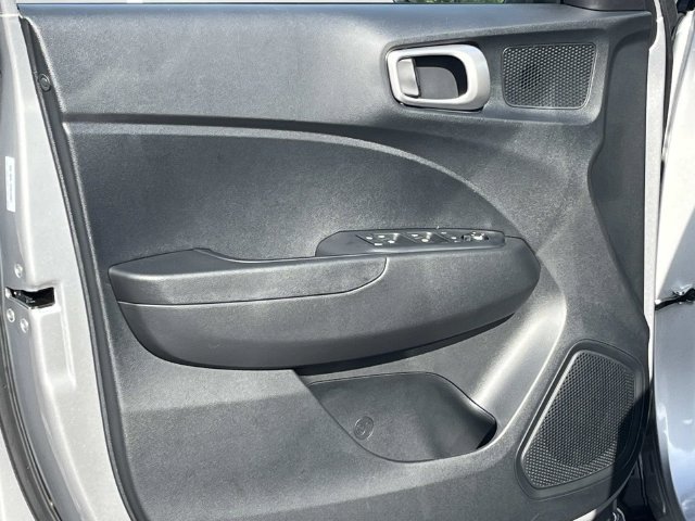 New 2026 Hyundai Venue SEL FWD image 23