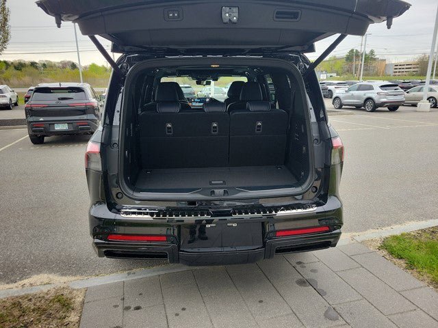 New 2026 INFINITI QX80 4WD w/ Sport Exterior Package image 45