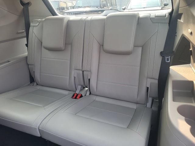 Used 2023 Volkswagen Atlas SEL AWD/4WD image 15