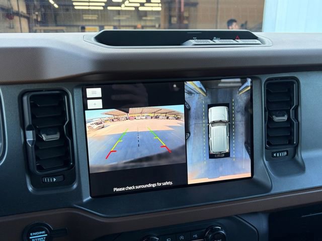 Used 2024 Ford Bronco Outer Banks image 11