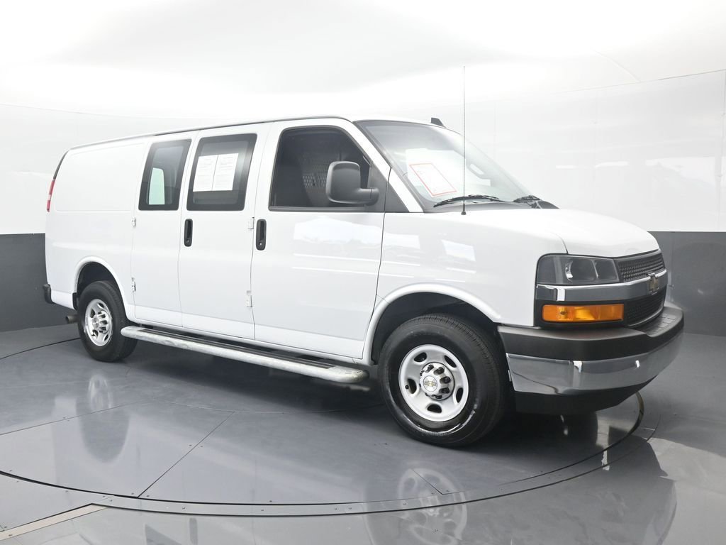 Used 2024 Chevrolet Express 2500 w/ Driver Convenience Package image 8