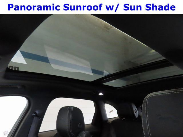 Used 2024 Jaguar F-PACE R-Dynamic S image 6