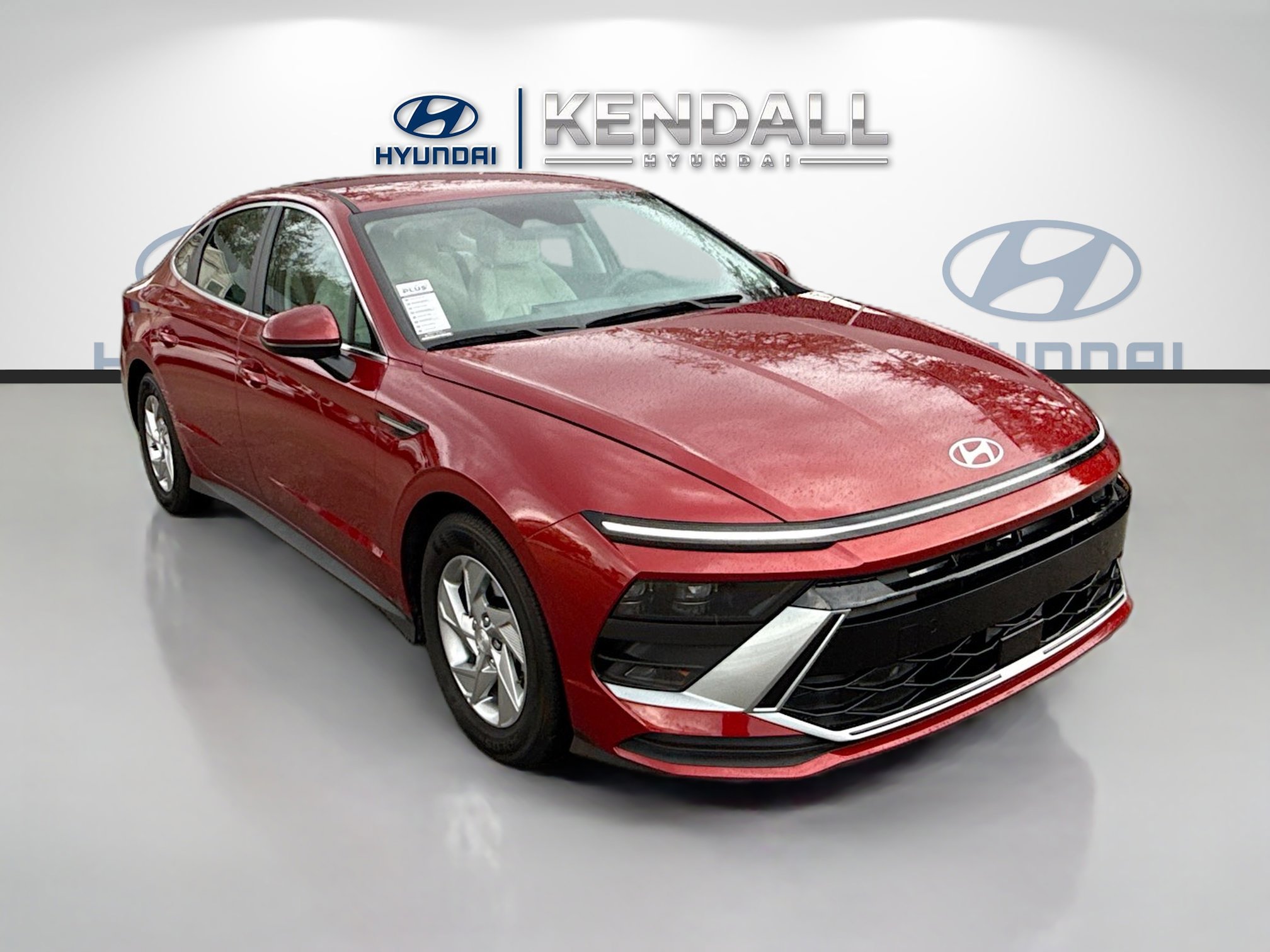 Used 2025 Hyundai Sonata SE image 1