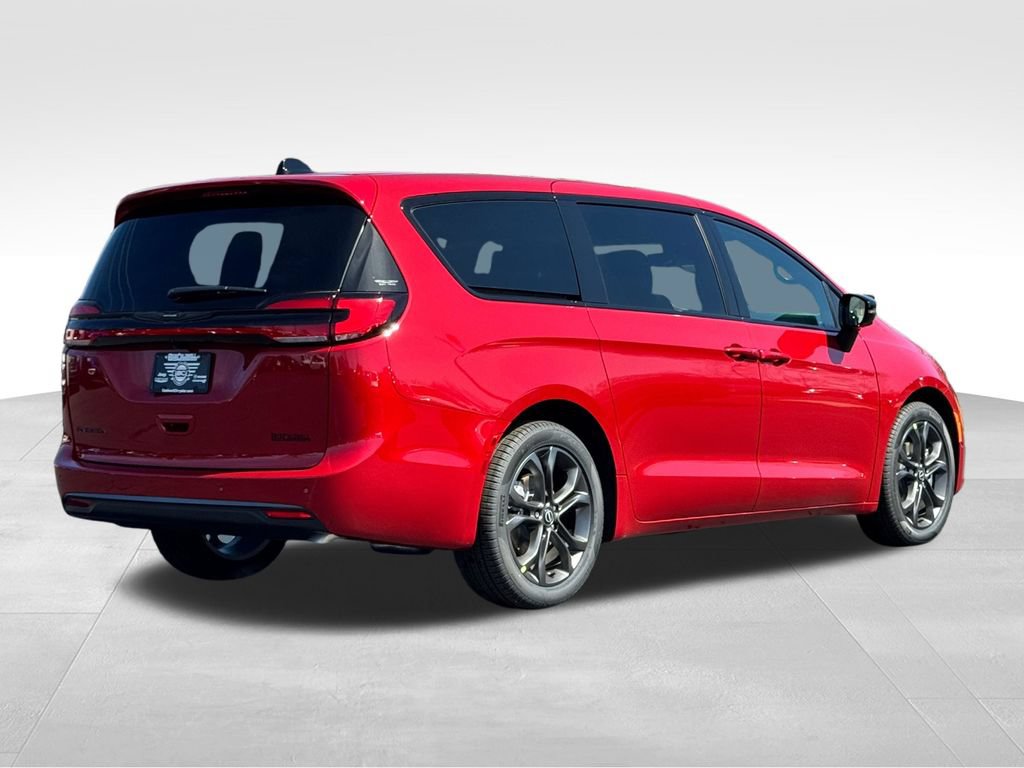 New 2026 Chrysler Pacifica Select FWD image 7