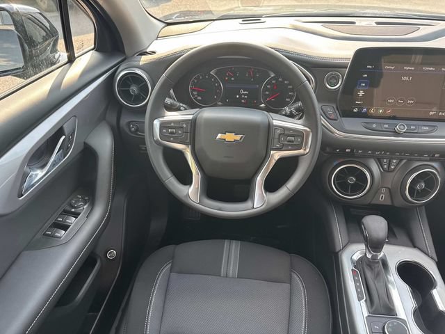New 2026 Chevrolet Blazer LT w/ Convenience Package FWD image 18