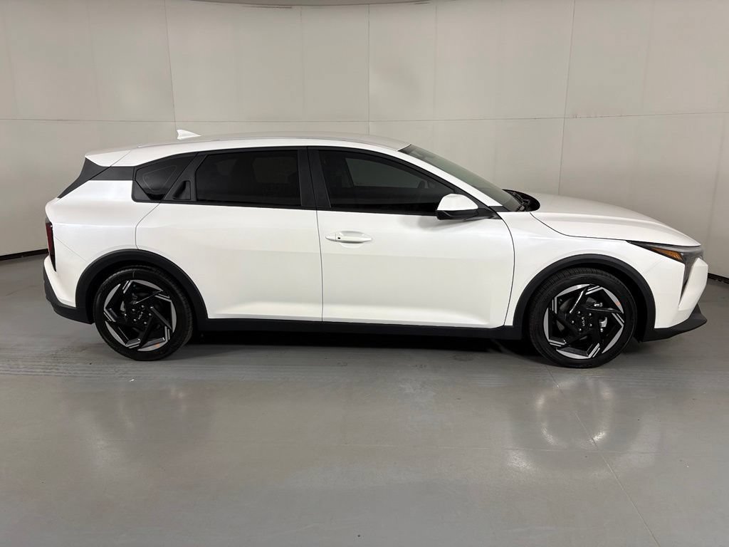 New 2026 Kia K4 GT-Line Turbo FWD image 9
