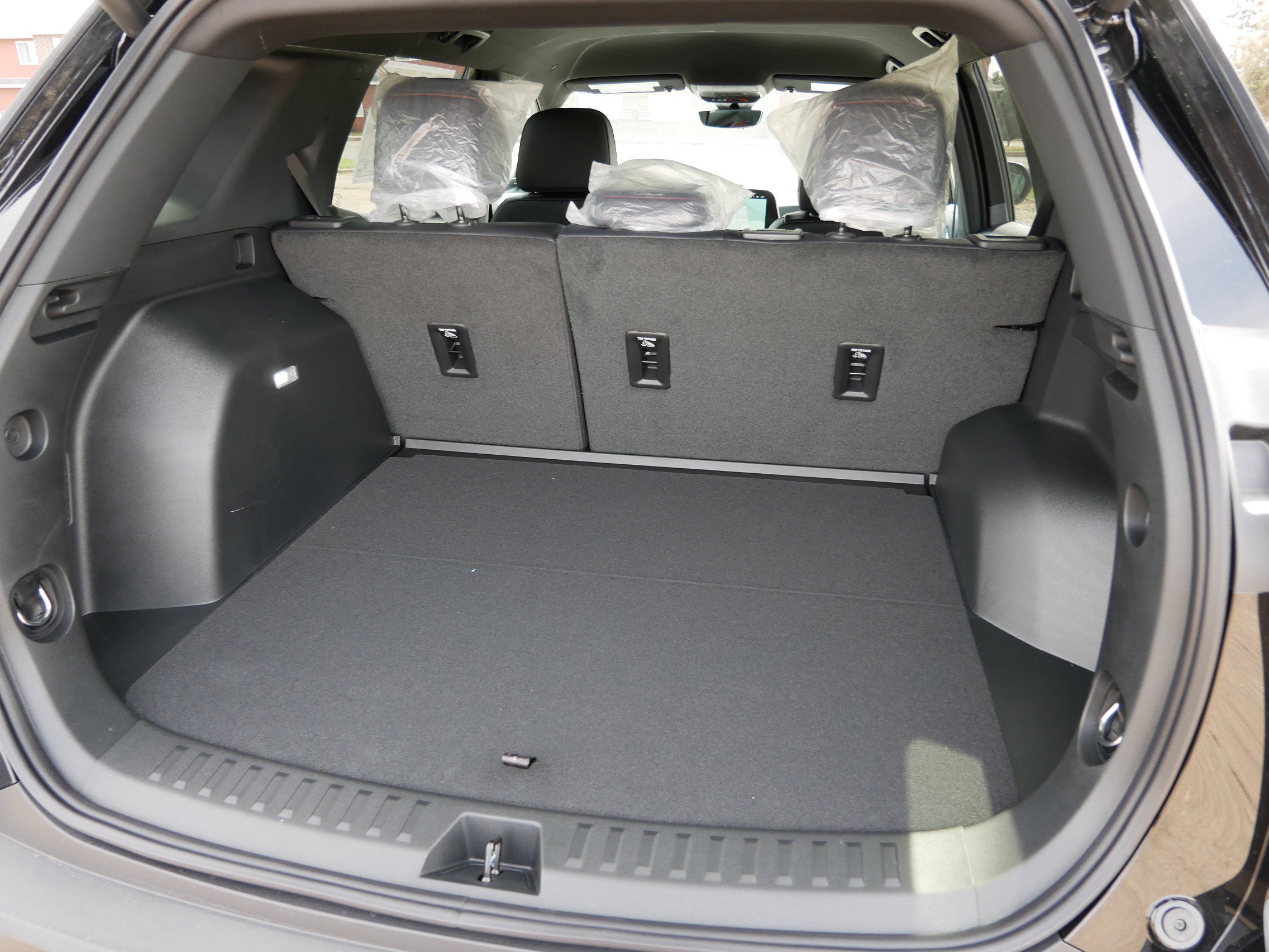 New 2026 Chevrolet Equinox RS w/ Convenience Package III AWD/4WD image 10
