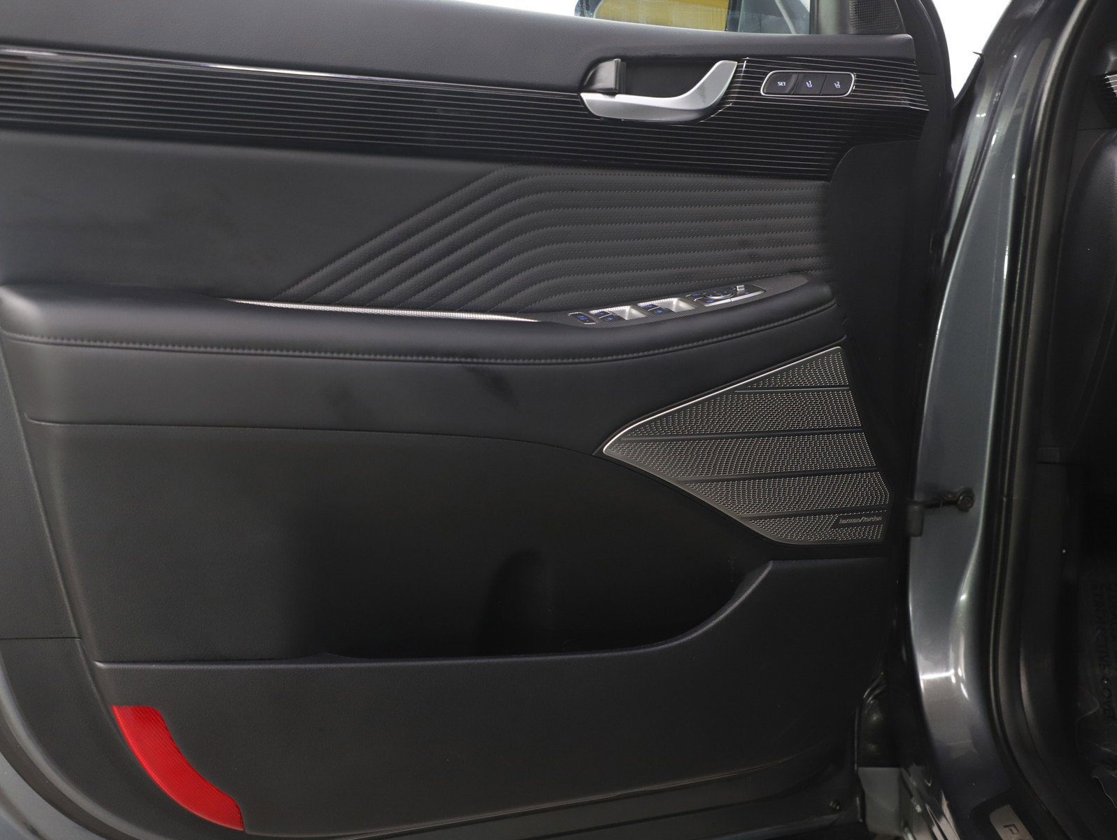 Used 2024 Hyundai Palisade Calligraphy image 22