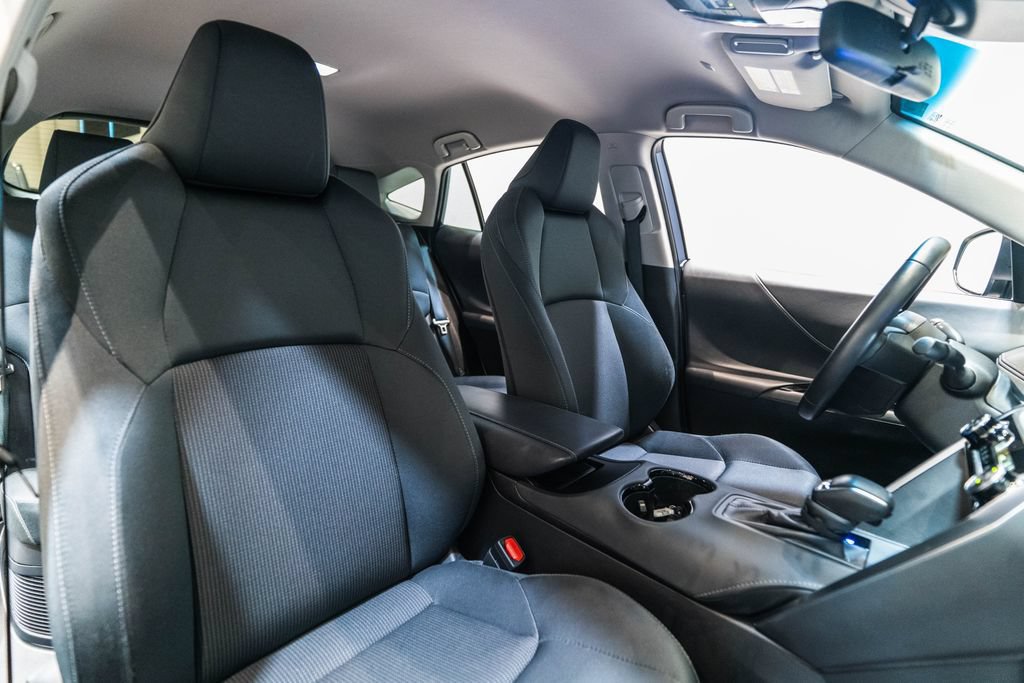 Certified 2024 Toyota Venza LE AWD/4WD image 15
