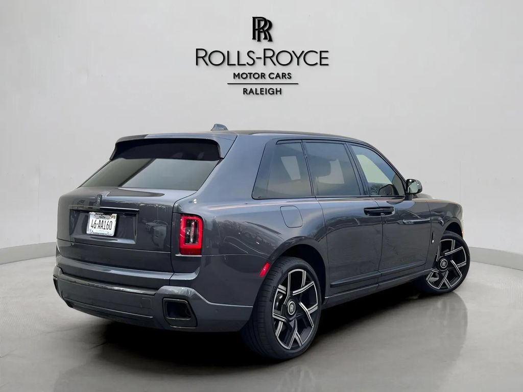 Certified 2025 Rolls-Royce Cullinan Black Badge AWD/4WD image 2