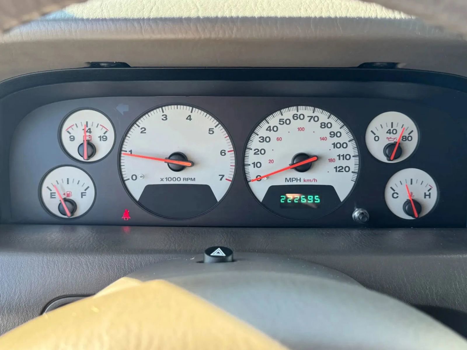 Used 2001 Jeep Grand Cherokee Limited image 21