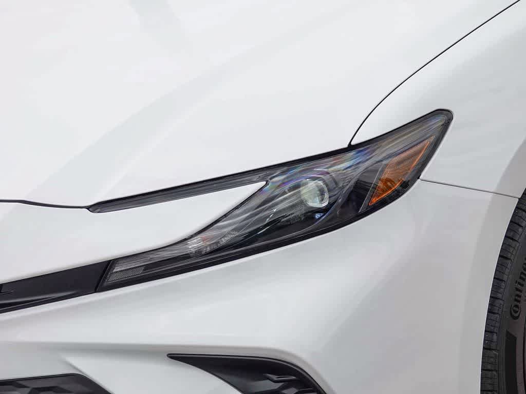 Used 2026 Toyota Camry SE FWD image 8