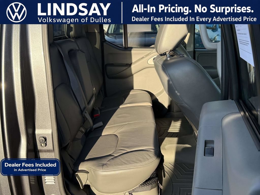 Used 2016 Nissan Frontier SL AWD/4WD image 13