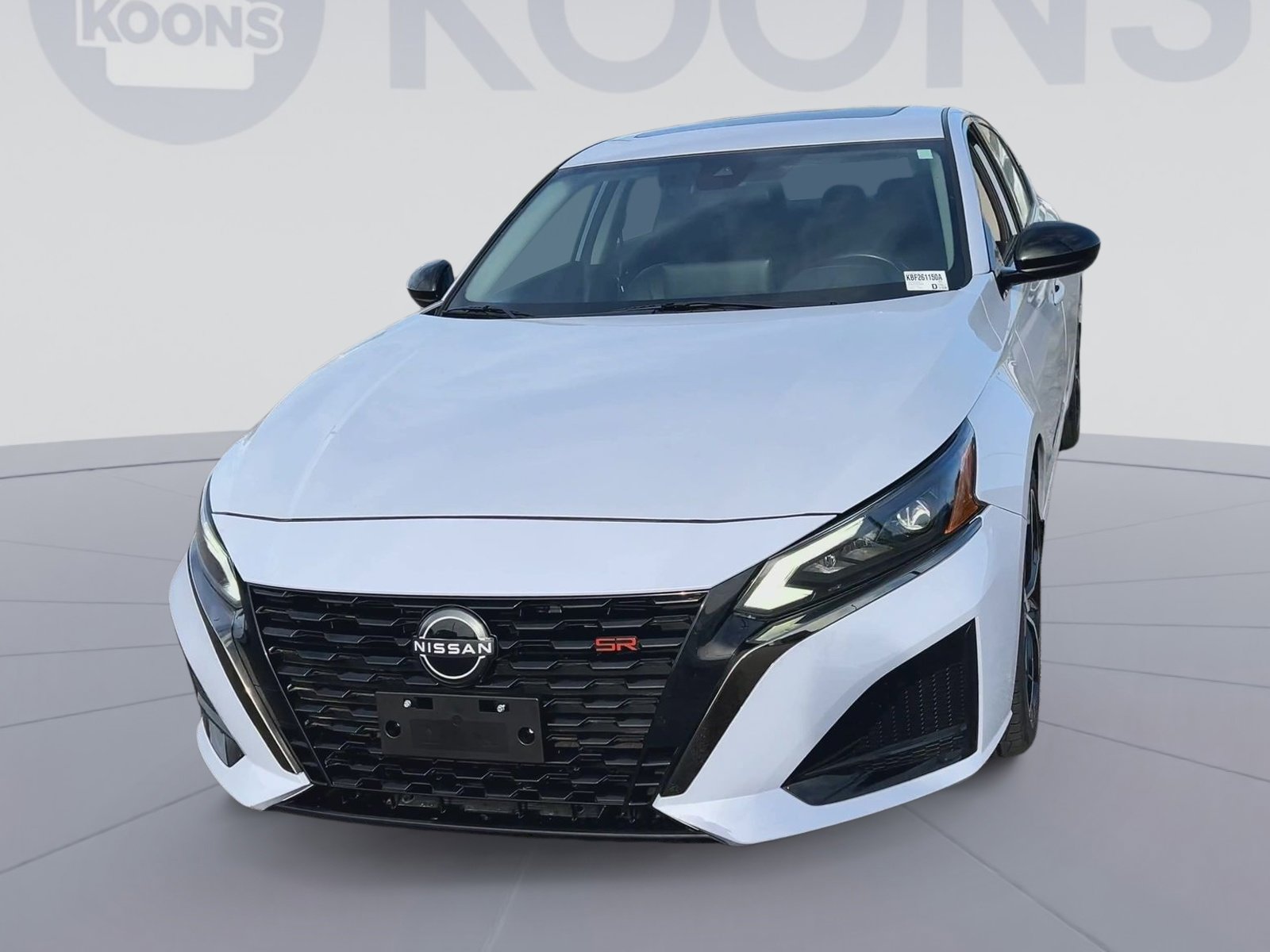 Used 2023 Nissan Altima 2.5 SR w/ SR Premium Package FWD image 5