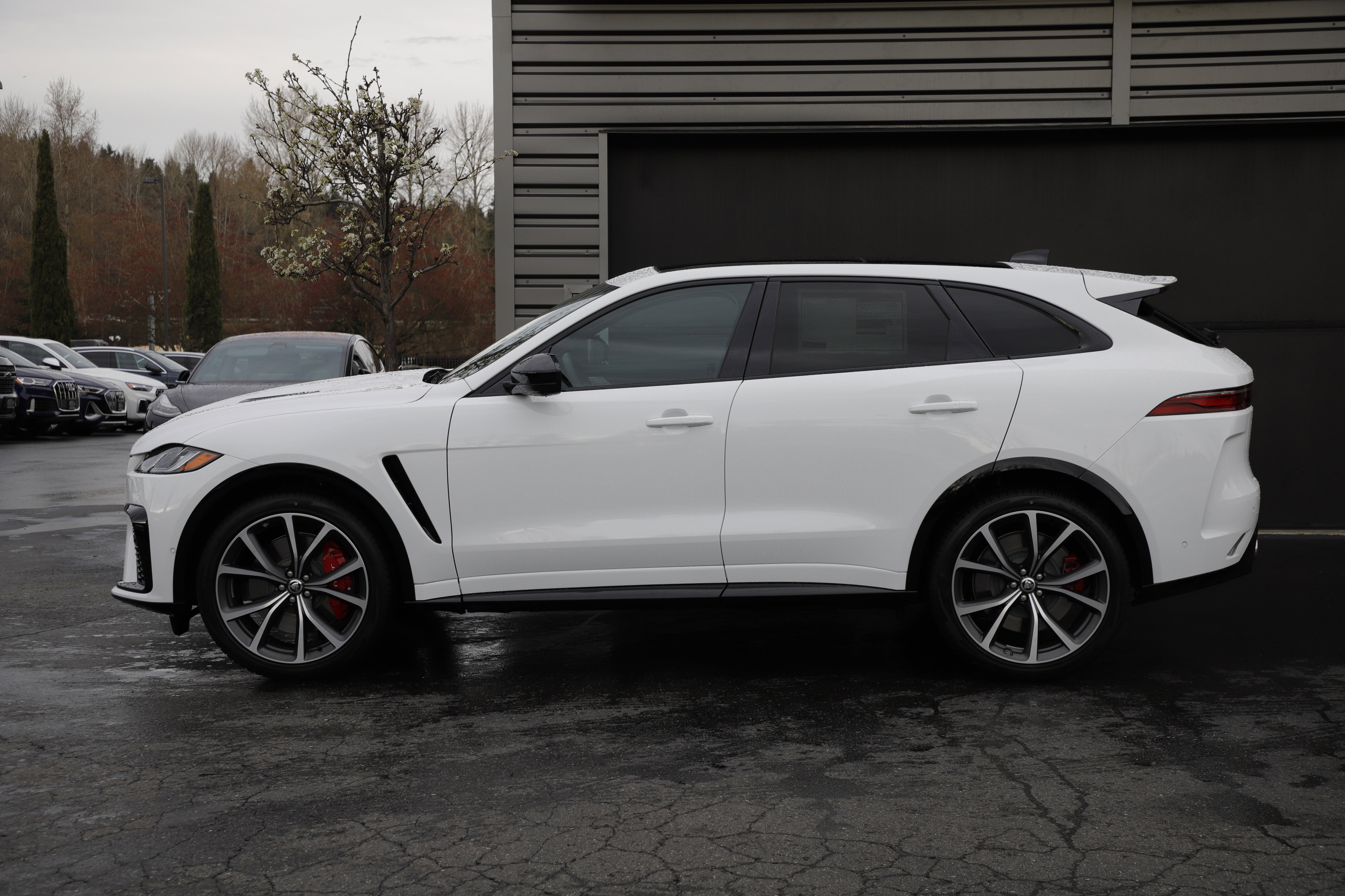 New 2026 Jaguar F-PACE SVR image 7