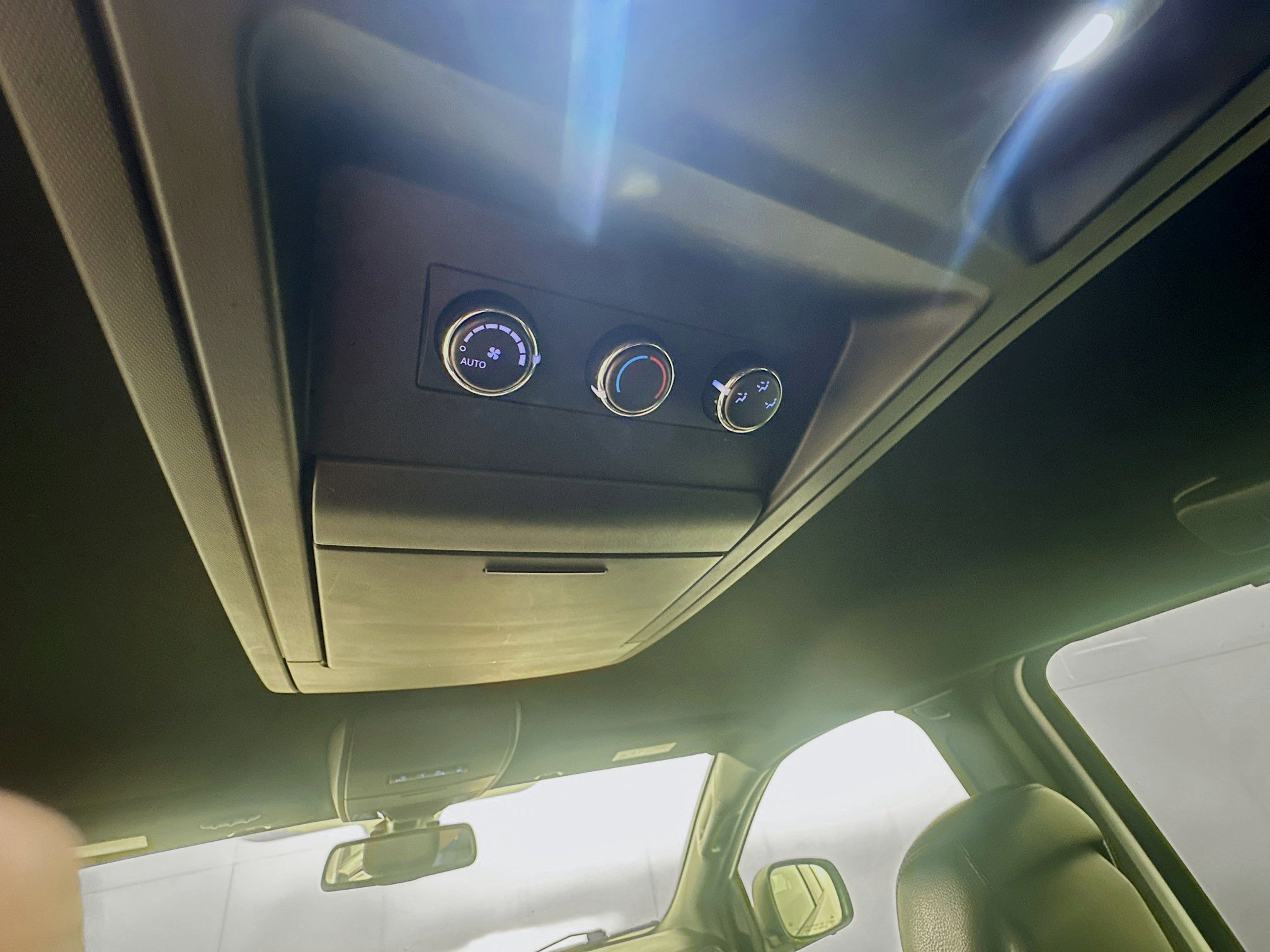 Used 2019 Dodge Grand Caravan GT image 24