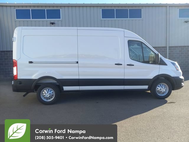 New 2026 Ford Transit 250 148 Medium Roof Extended AWD video 2