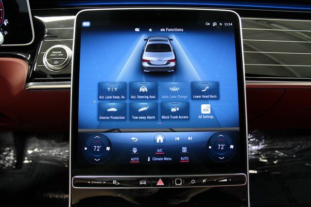 Used 2025 Mercedes-Benz S 580 4MATIC Sedan w/ AMG Line Package image 26