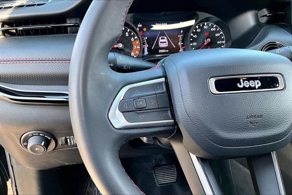 Used 2024 Jeep Compass Trailhawk AWD/4WD image 20