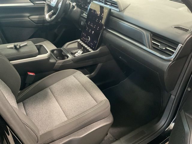 Used 2025 GMC Terrain Elevation image 19