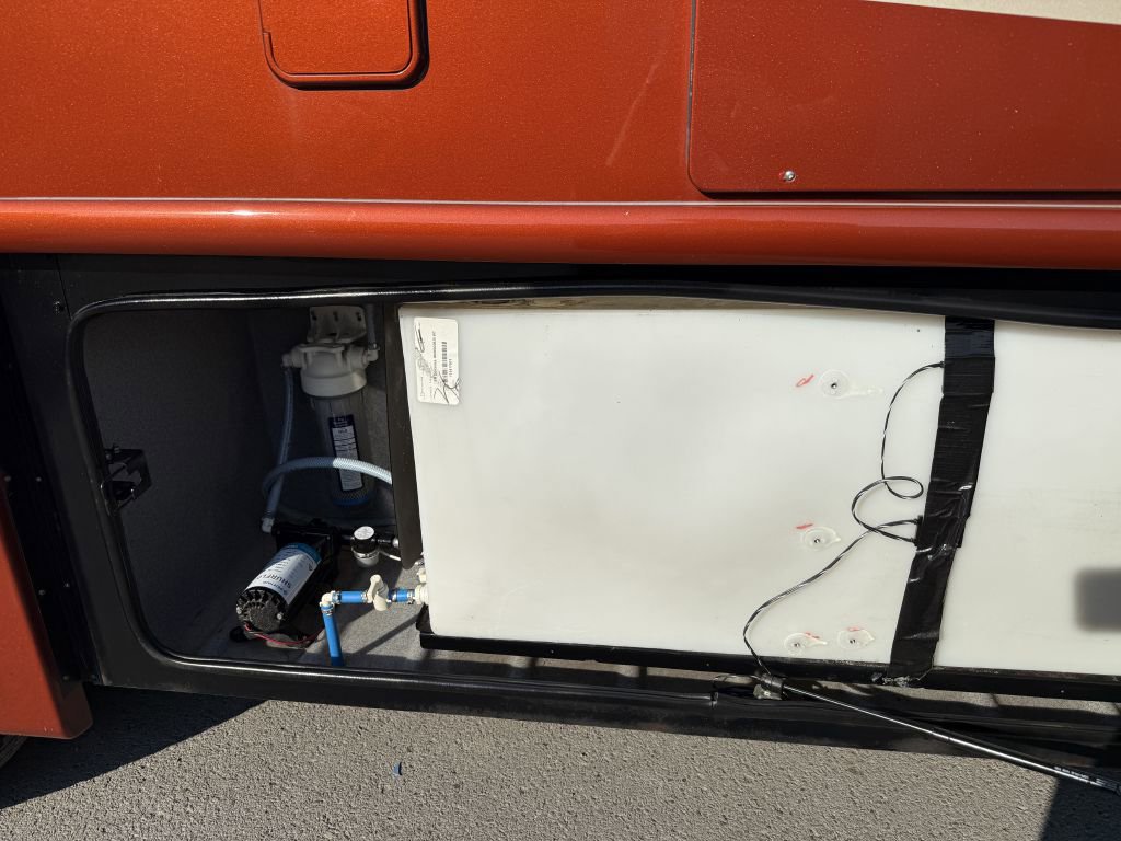 Used 2018 RAM 5500 SLT w/ Quick Order Package 29G SLT image 28