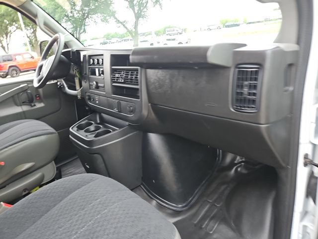 Used 2025 Chevrolet Express 2500 w/ Driver Convenience Package RWD image 23