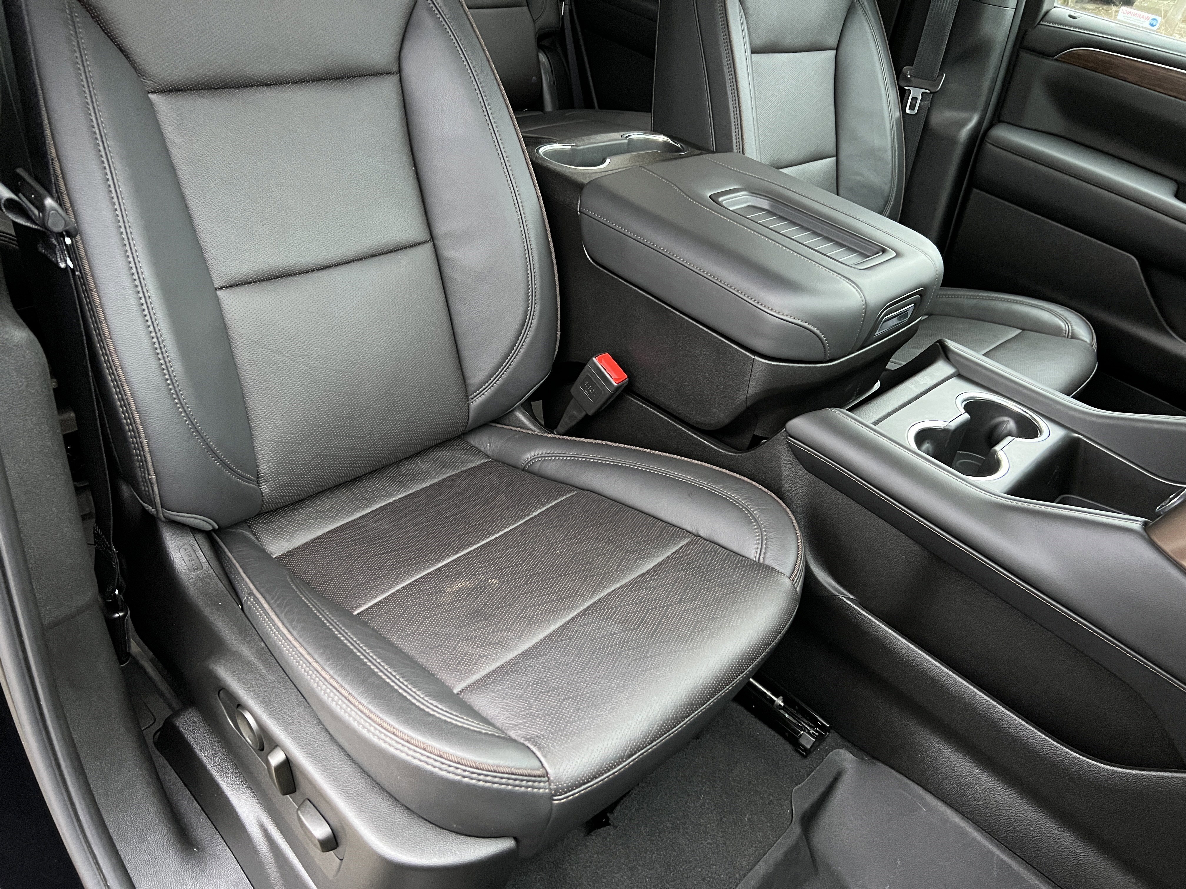 Used 2024 Chevrolet Tahoe High Country image 27