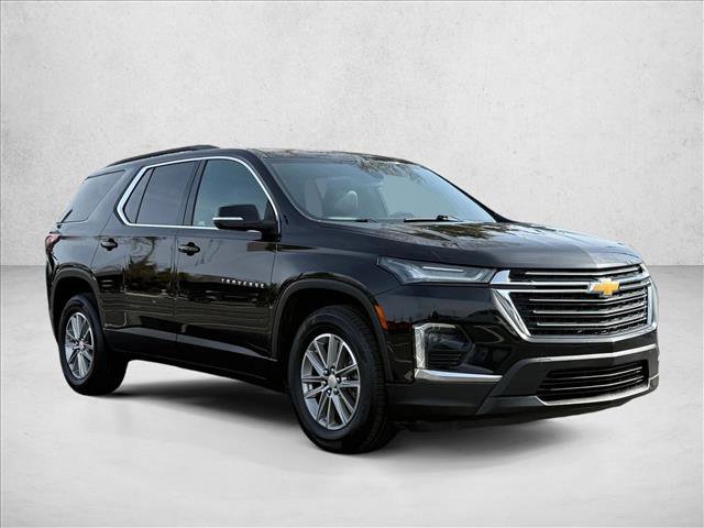 Used 2022 Chevrolet Traverse LT video 3