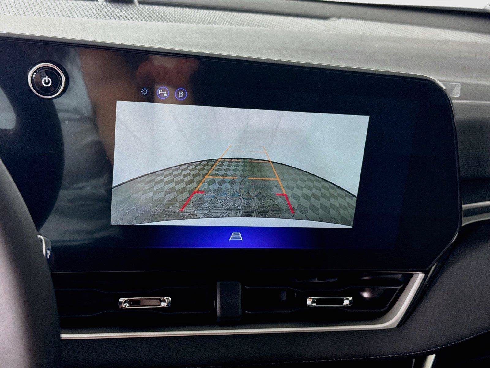 New 2027 Chevrolet Equinox LT AWD/4WD image 8