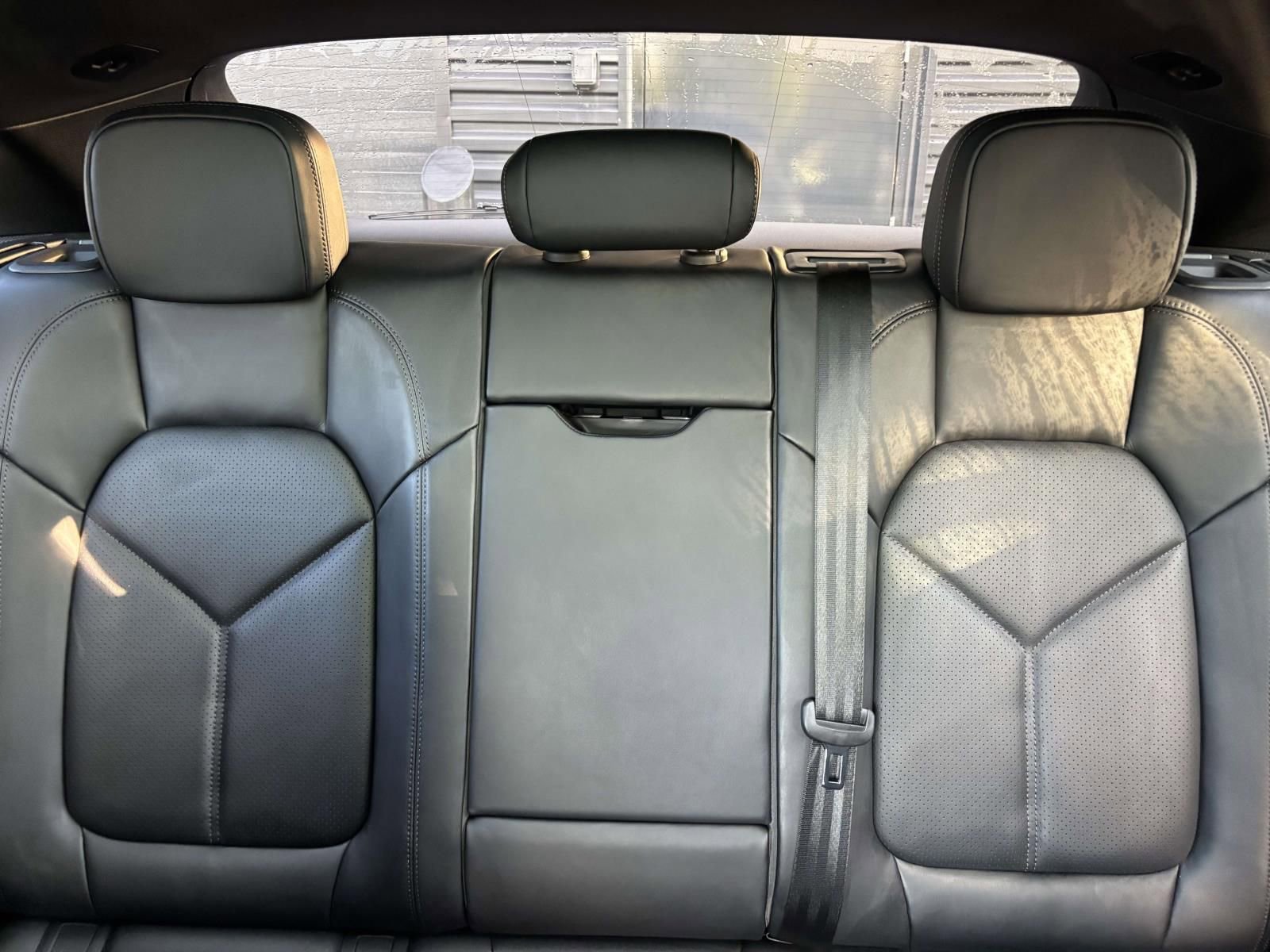 New 2026 Porsche Macan S AWD/4WD image 38
