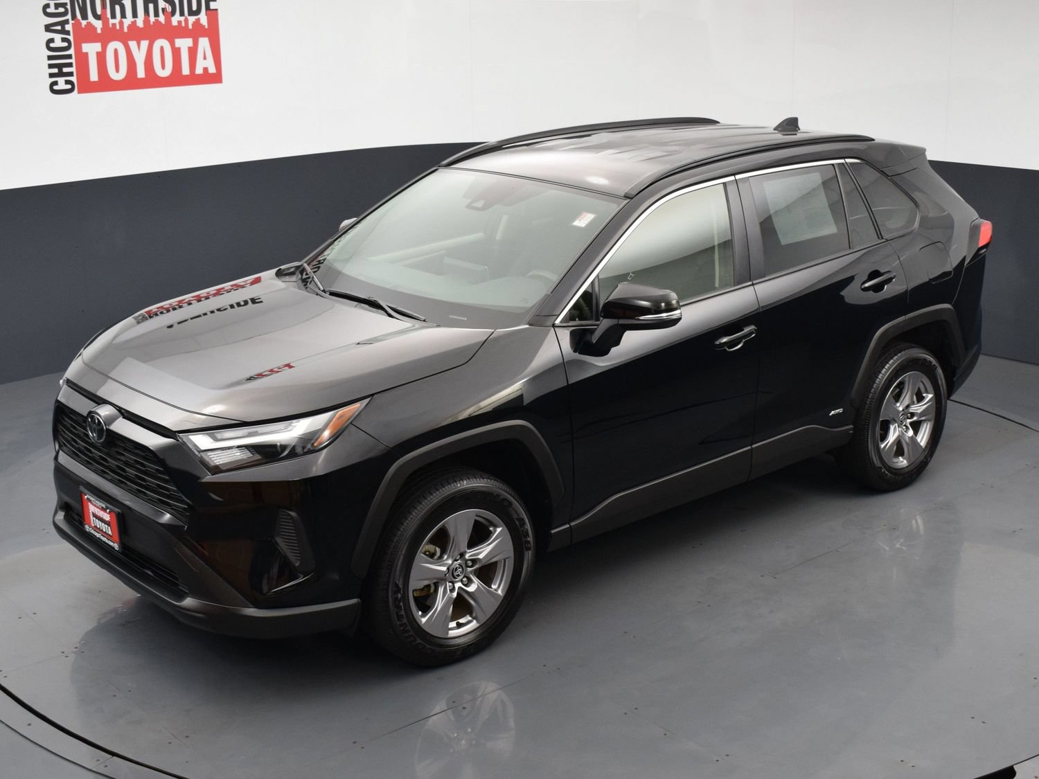 Used 2025 Toyota RAV4 LE AWD/4WD image 23