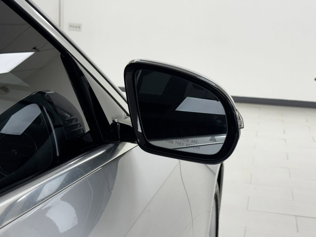 Used 2018 Mercedes-Benz E 300 4MATIC image 35