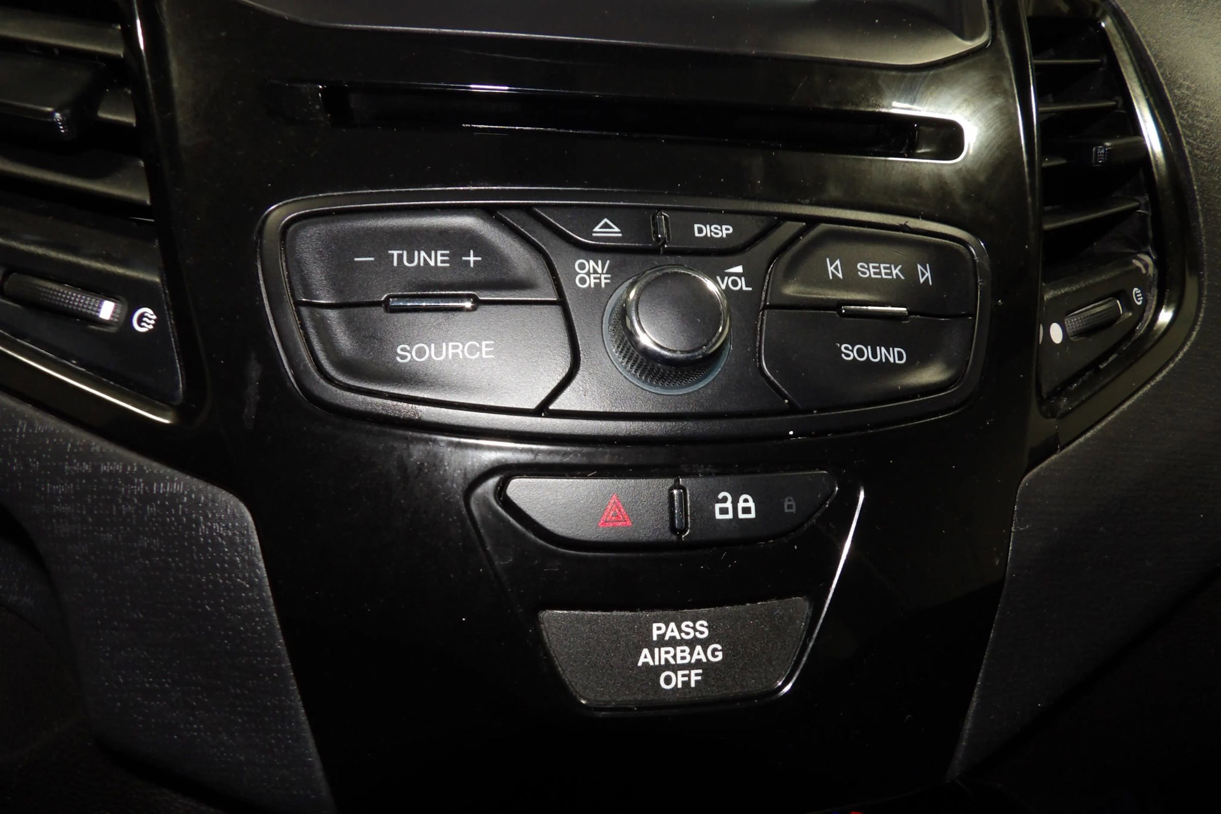 Used 2019 Ford Fiesta SE w/ Equipment Group 201A FWD image 16