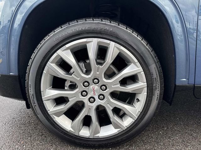 Used 2024 GMC Acadia Denali w/ Super Cruise Package image 9