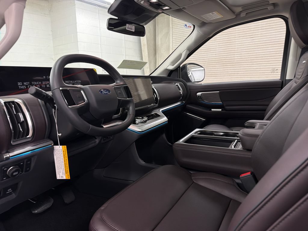 New 2026 Ford Expedition Platinum w/ Platinum Ultimate Package AWD/4WD image 6