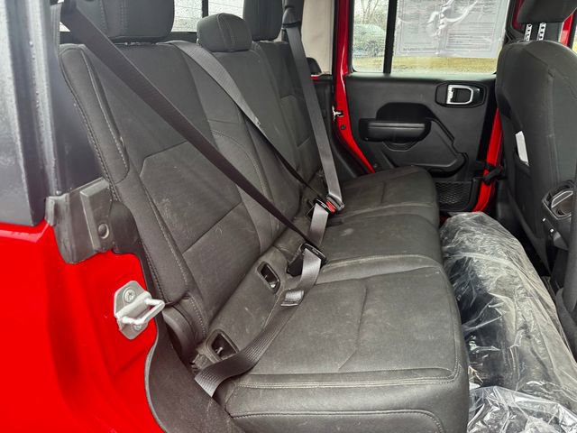 Certified 2022 Jeep Gladiator Willys image 16