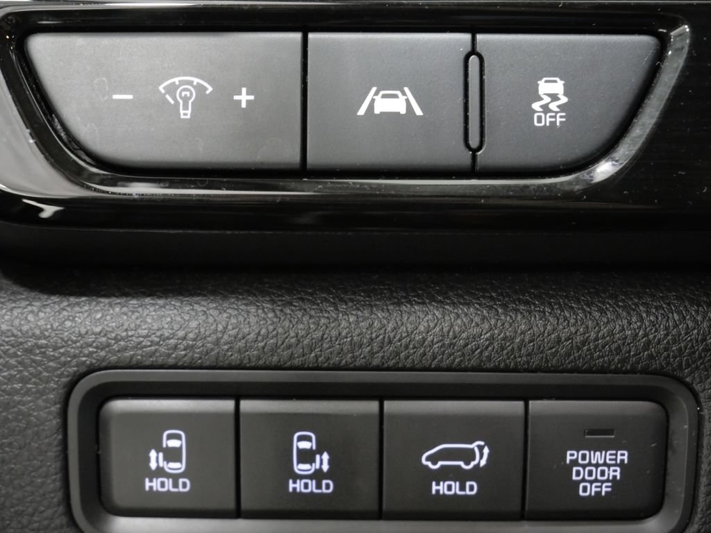 Used 2023 Kia Carnival SX FWD image 14