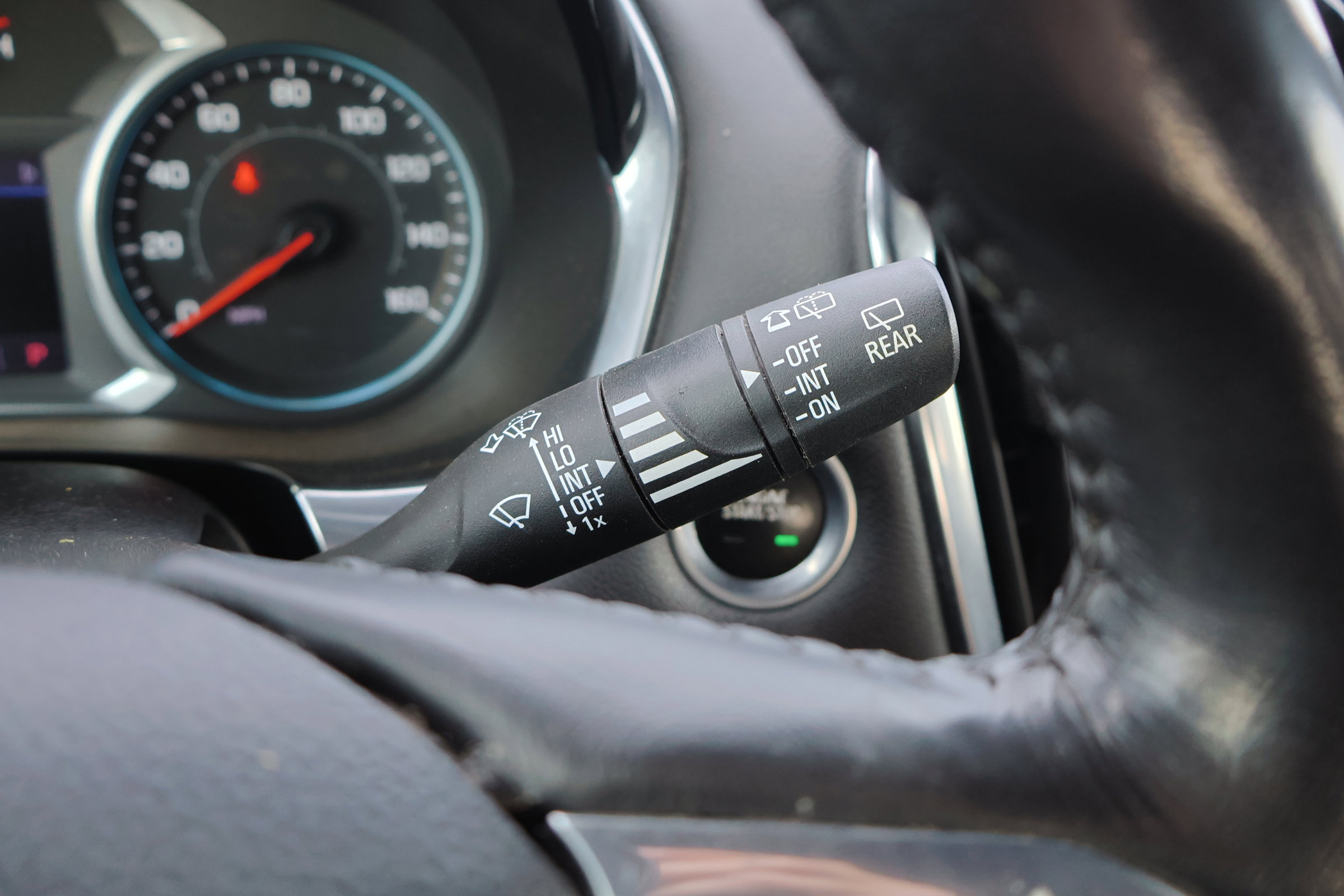 Used 2022 Chevrolet Traverse LT w/ LT Premium Package image 28