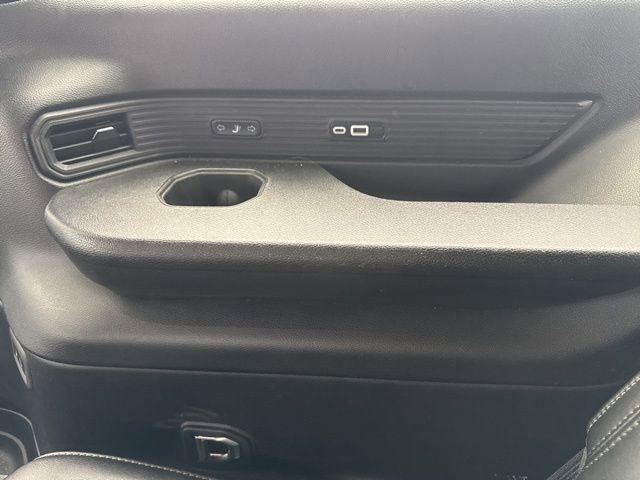 Used 2024 Jeep Wagoneer L Series II w/ Flexible Seating Group image 35