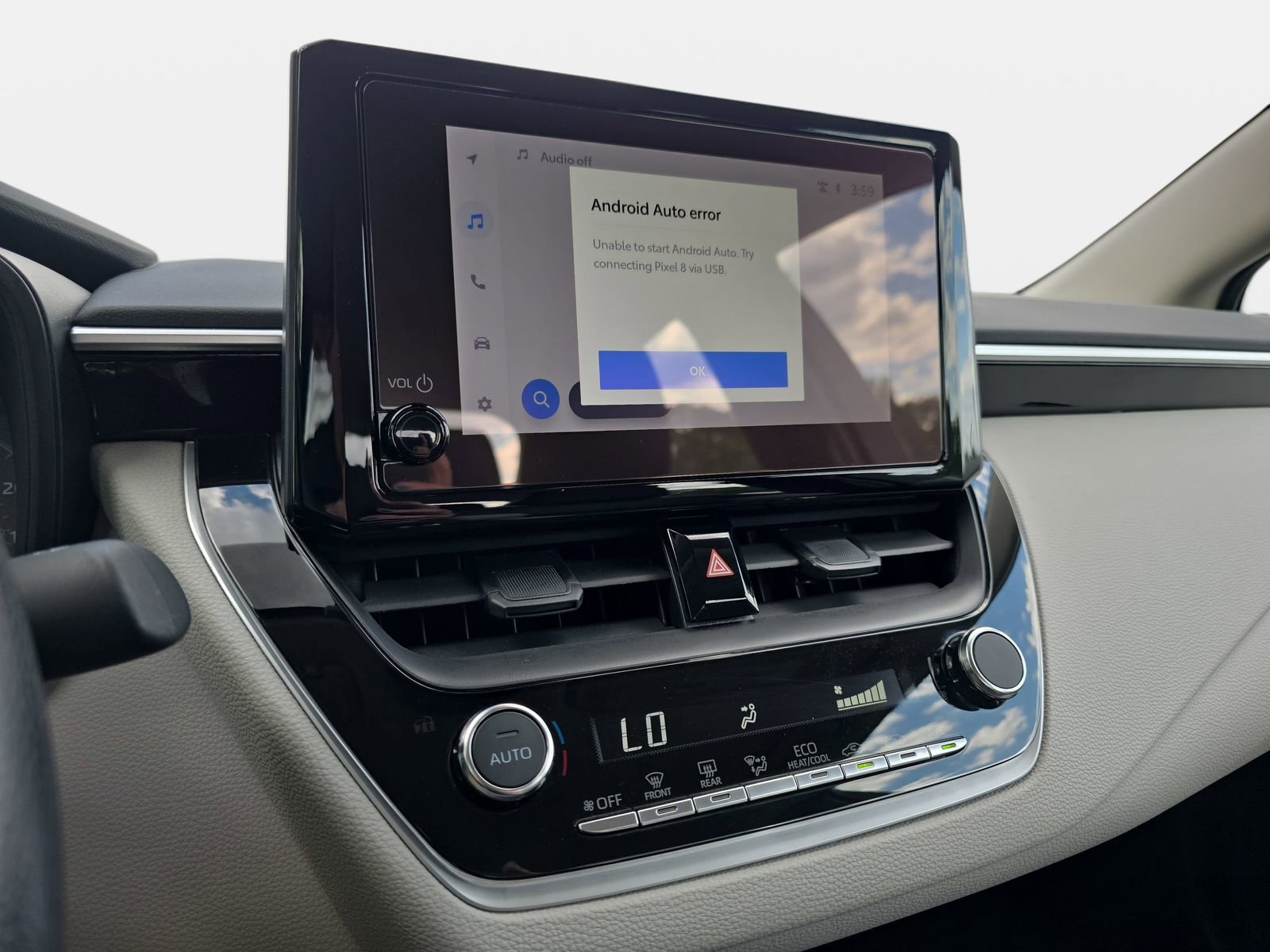 Used 2024 Toyota Corolla LE FWD image 19