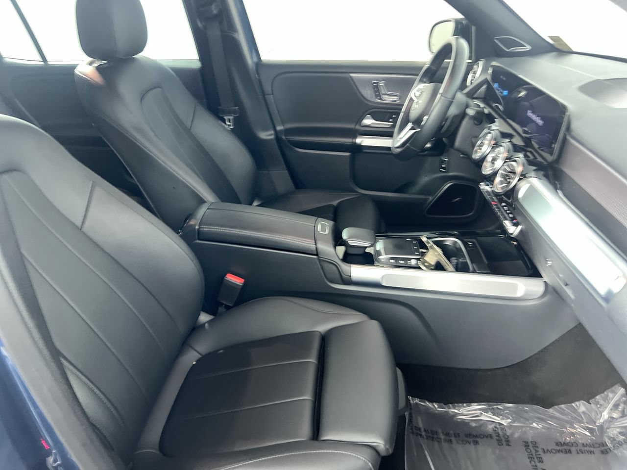 Used 2023 Mercedes-Benz GLB 250 image 23