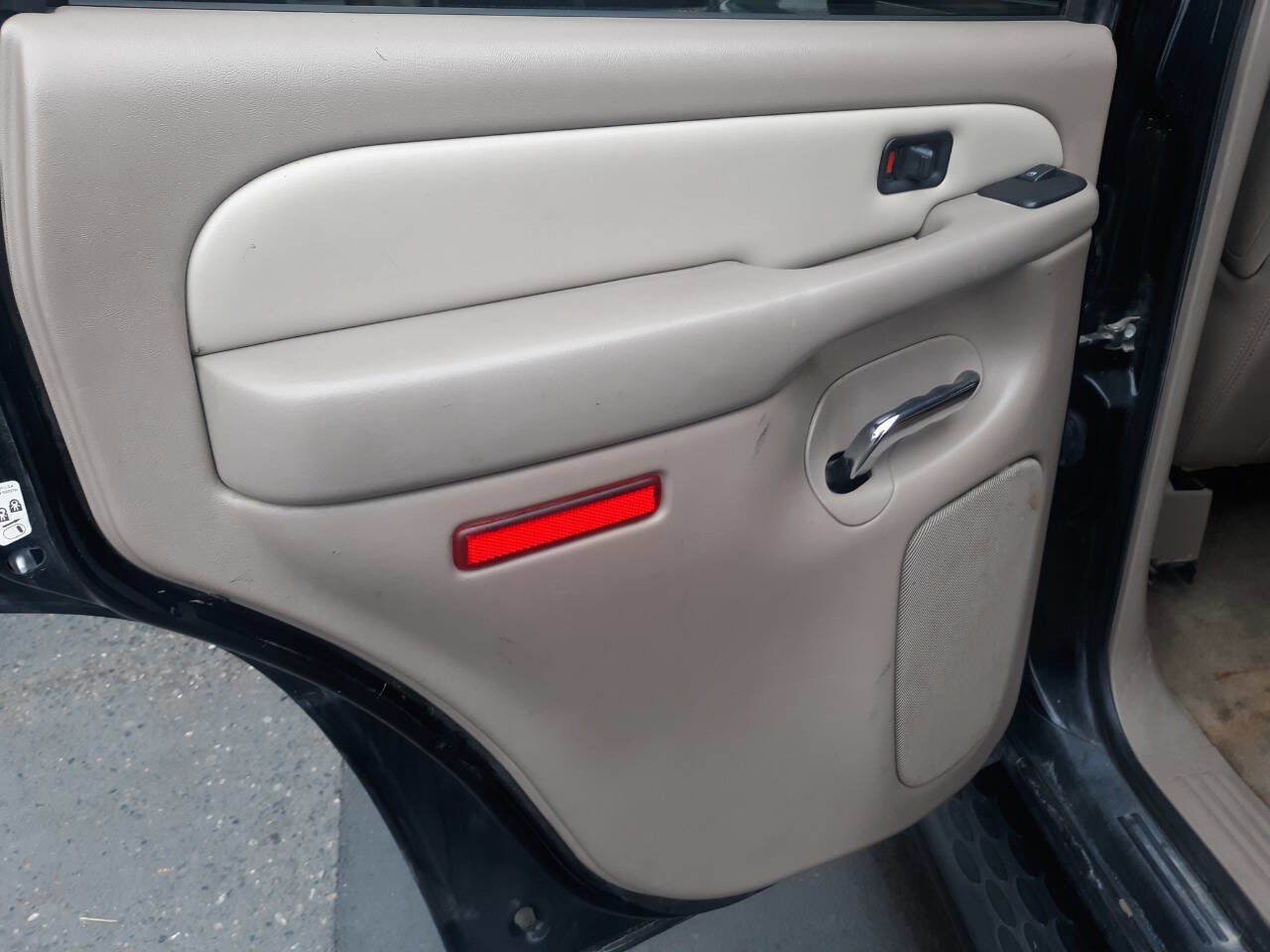 Used 2006 GMC Yukon Denali image 13