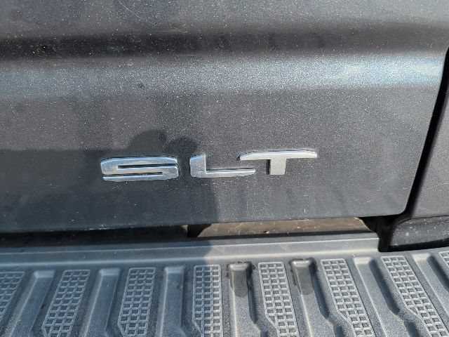 Used 2019 GMC Sierra 1500 SLT w/ Driver Alert Package I AWD/4WD image 5