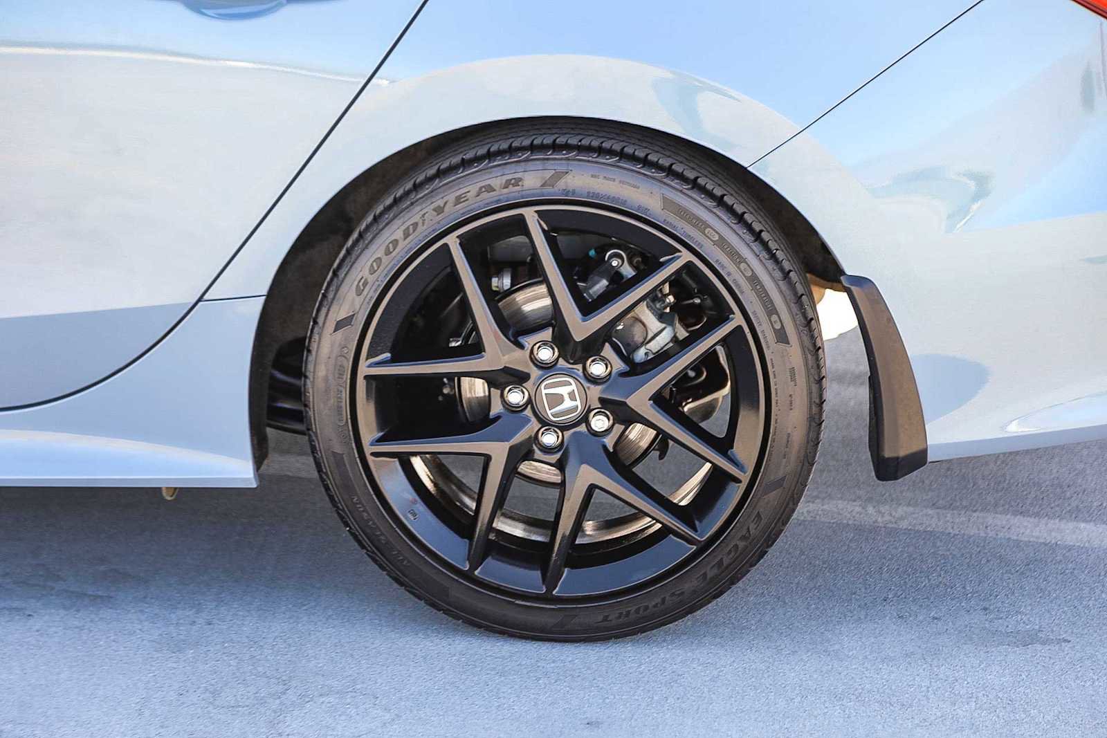Used 2023 Honda Civic Sport image 11