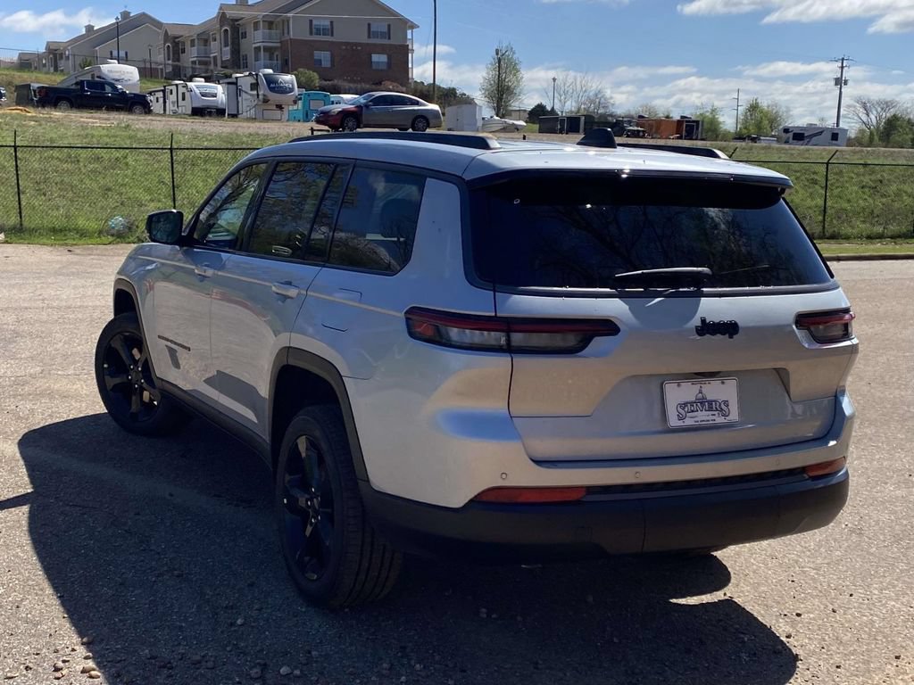 New 2026 Jeep Grand Cherokee L Limited w/ Limited Altitude Package RWD image 30