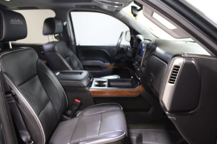 Used 2017 Chevrolet Silverado 1500 High Country image 25