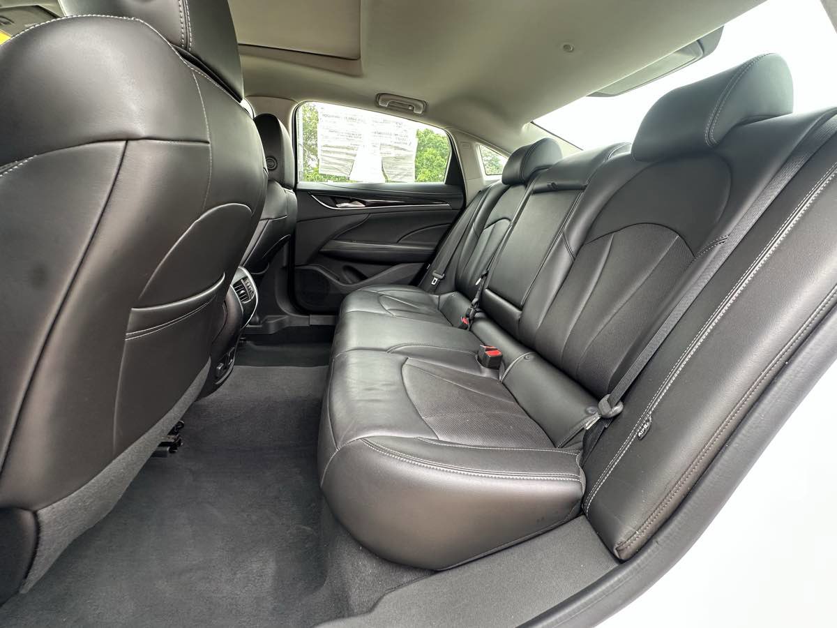 Used 2017 Buick LaCrosse Premium w/ Driver Confidence Package #2 image 30