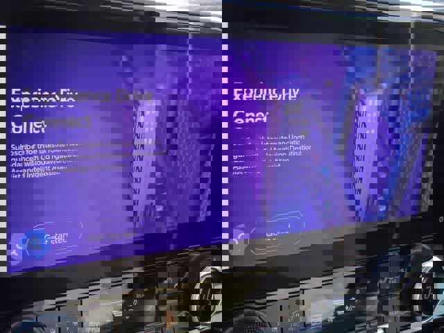 Used 2023 Toyota Highlander Bronze Edition image 32