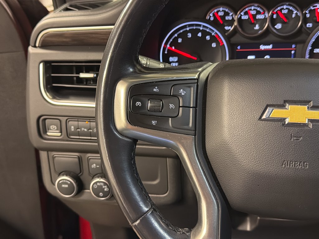 Used 2021 Chevrolet Suburban LT w/ Rear Media and Nav Package RWD image 34